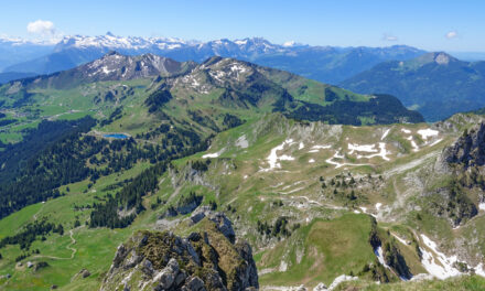 Pointe de Chalune 2116 m, Pointe de Chavasse 2012 m et Haute Pointe (1958m) en boucle